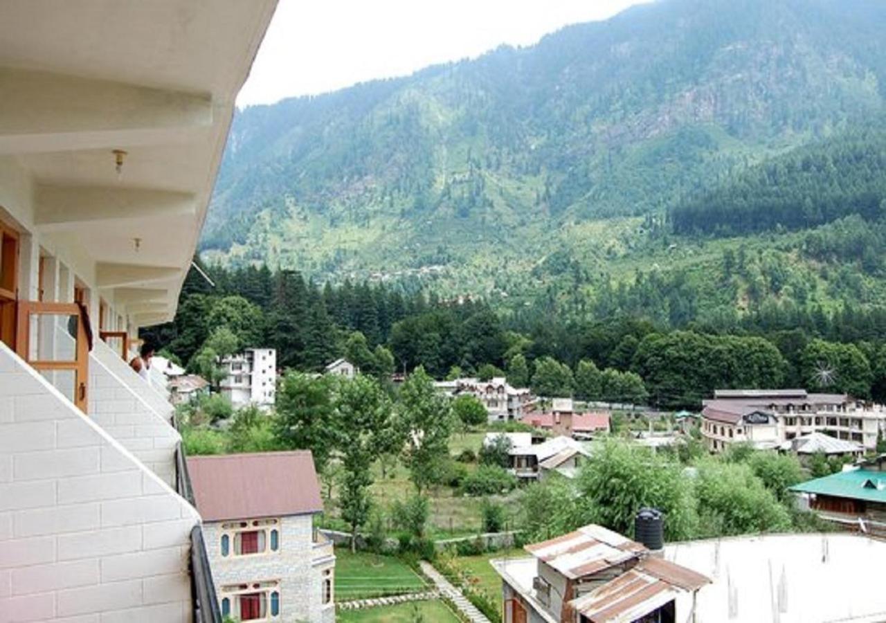 Himalayan Regency Manali Hotel Exterior photo